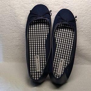American Eagle Flats, Size 12